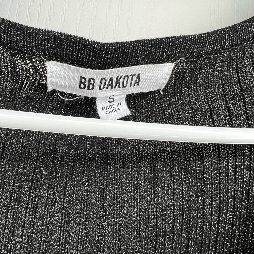 BB Dakota Honey I Shrunk The Metallic V-Neck Cardigan size S - Picture 7 of 16